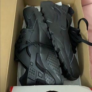 Nike Huarache Run - Black